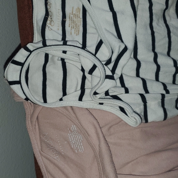 A glow maternity shirt bundle - Picture 2 of 2